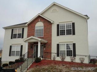 701 Tower Grove Dr, Fairview Heights, IL 62208