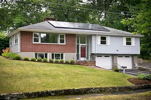 6 Forest Cir Photo 1