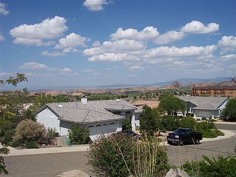 4th image of 1961 Putnam Pl #4