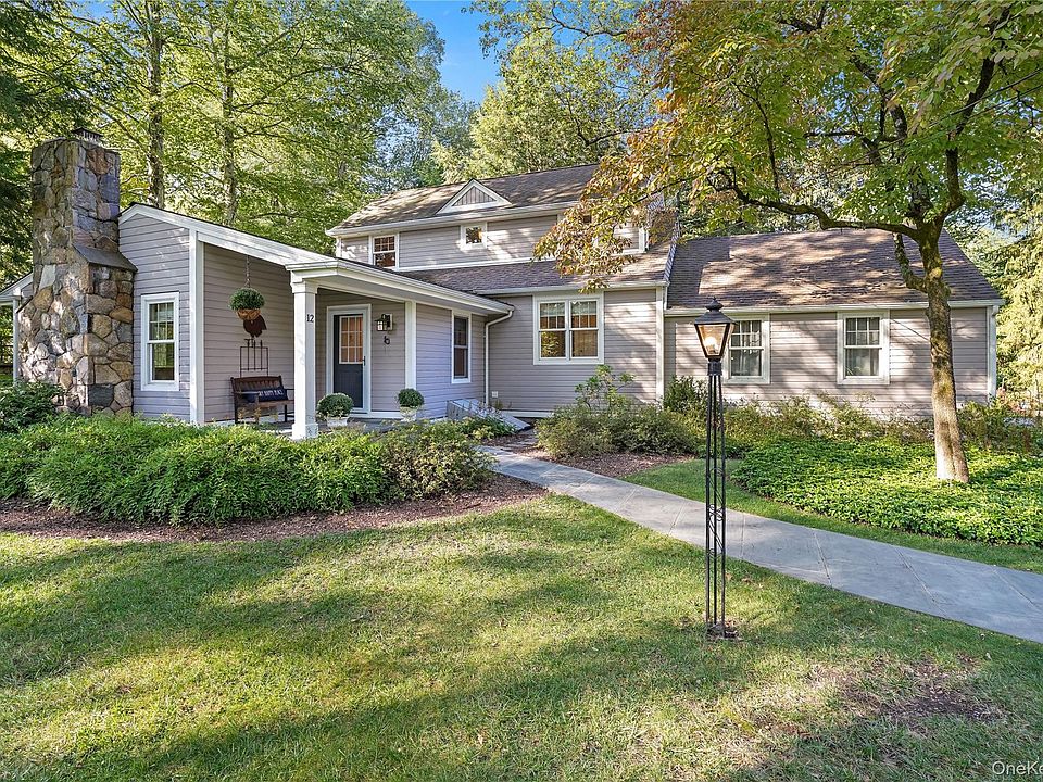 1st image of 12 N Lake Circle
