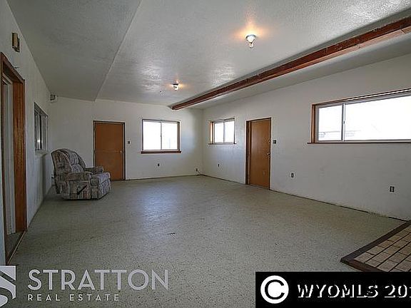 3rd image of 60 Williams St