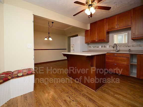 5th image of 2121 S 163rd Cir