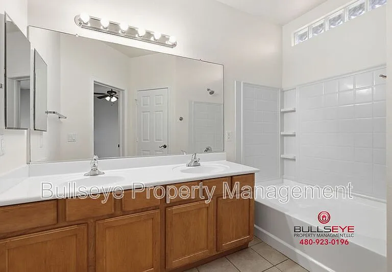 44178 W Venture Ln — Photo 25