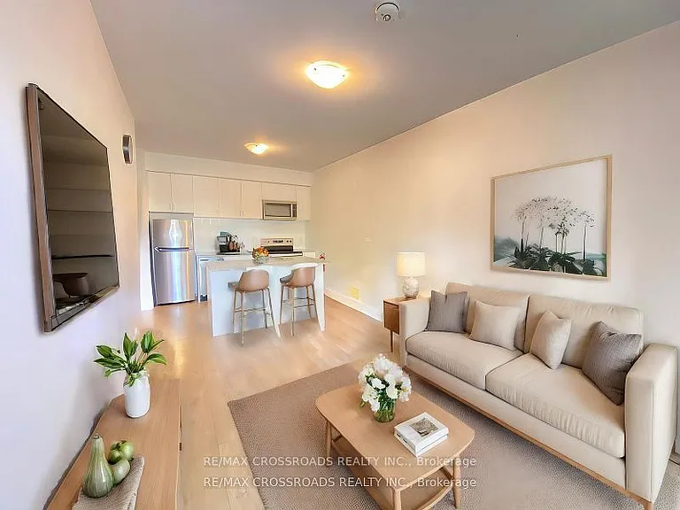 1720 Simcoe St N #15 — Photo 3