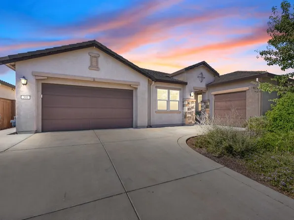 300 Barrymore Ct, Roseville, CA 95747