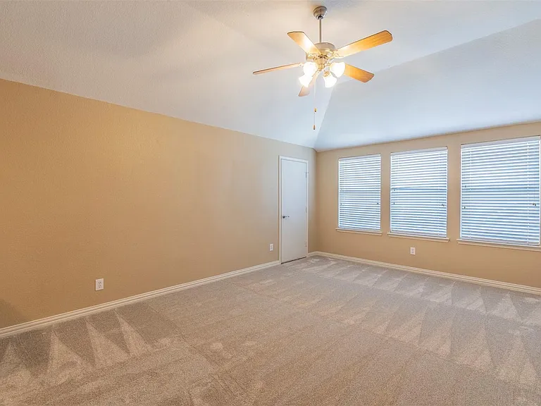 2017 Lake Highlands Dr — Photo 33