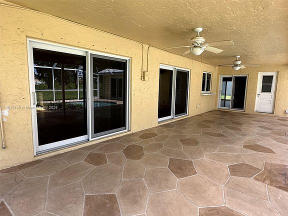 5th image of 155 NW 81st Way