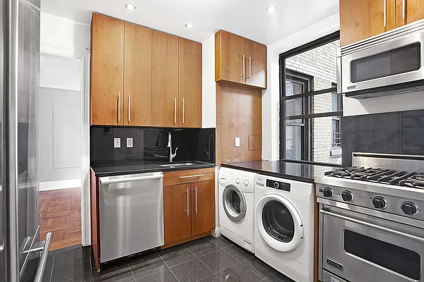 Rented by Metropolitan Equities | media 6