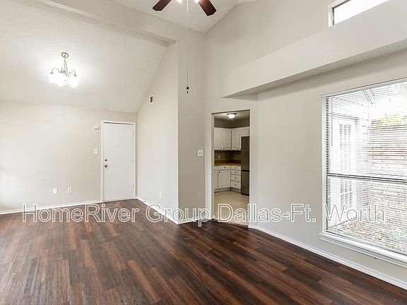 4th image of 4701 Wineberry Dr