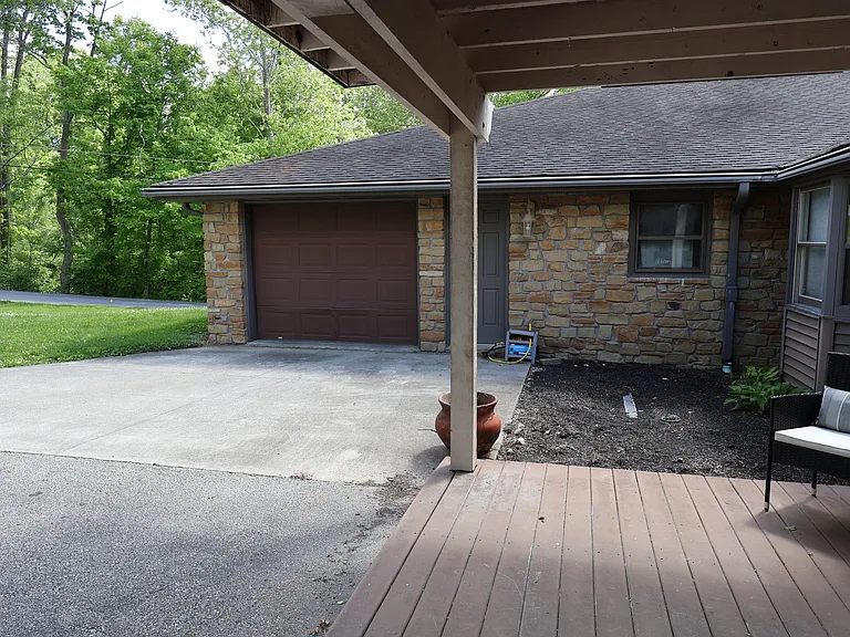 690 Terrace Lake Rd — Photo 7
