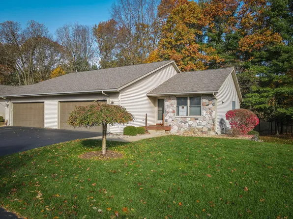 5759 Wood Valley Rd, Kalamazoo, MI 49009