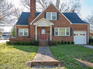 205 Sycamore St, Clinton, NC 28328