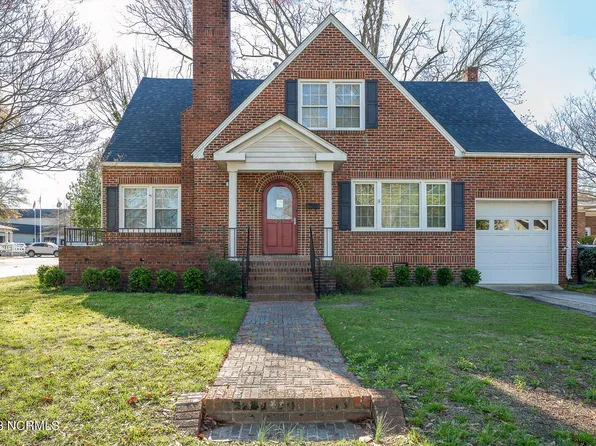 205 Sycamore Street, Clinton, NC 28328