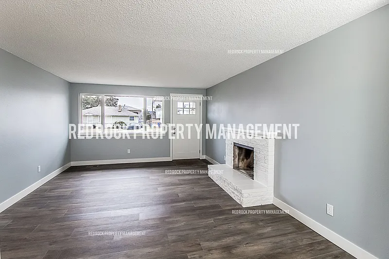 4 bed, 2.0 bath, $2,350 — Photo 3