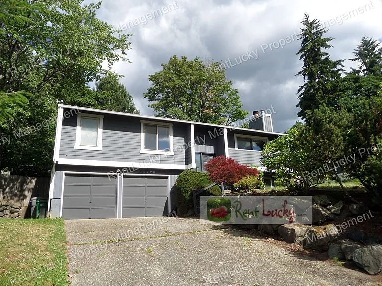 10720 157th Ave NE — Photo 1