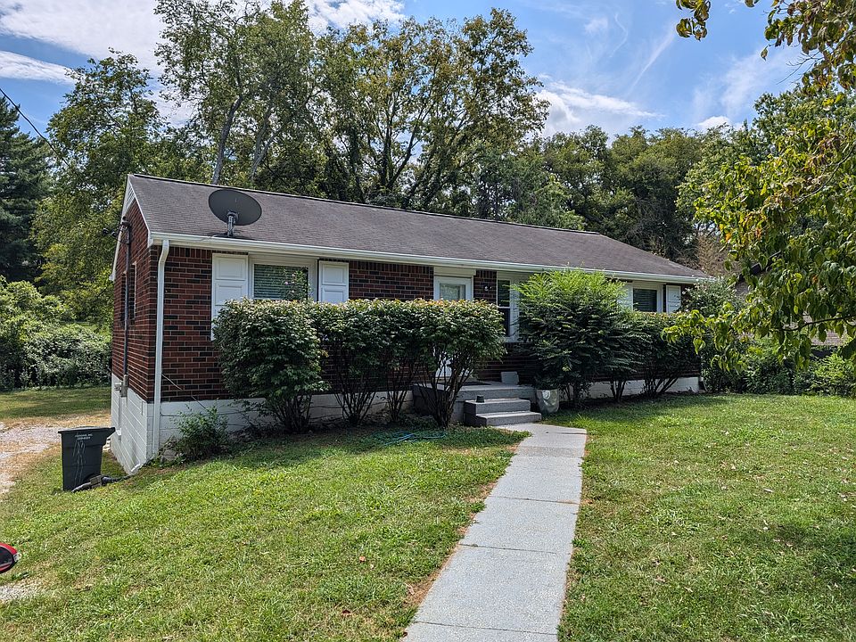 1st image of 3825 Bonnacreek Dr