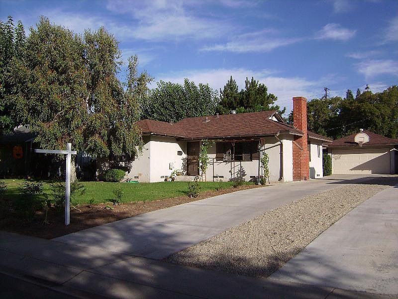 1st image of 621 W La Deney Dr
