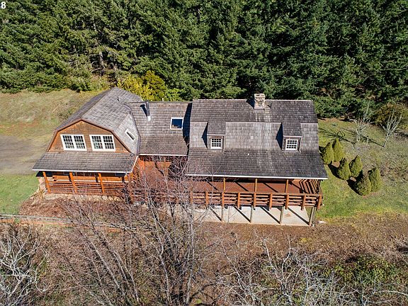 3rd image of 14300 SW Elsinore Ln