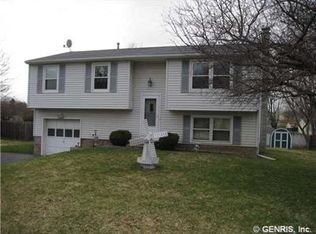 68 Cascade Rd, West Henrietta, NY 14586