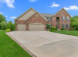 4903 Quail Crest Ct, Saint Louis, MO 63128