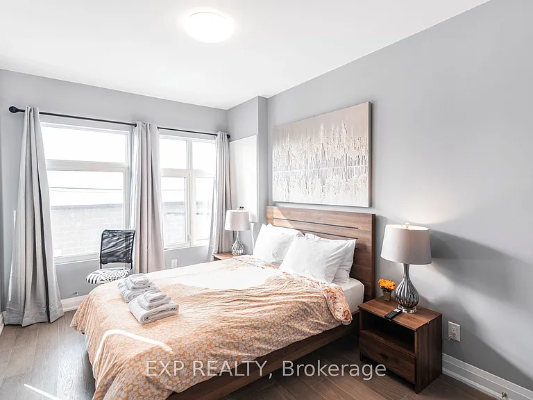 5850 Ferry St #1 — Photo 11