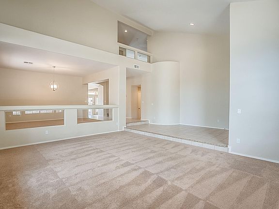 3rd image of 7512 E Leland Cir