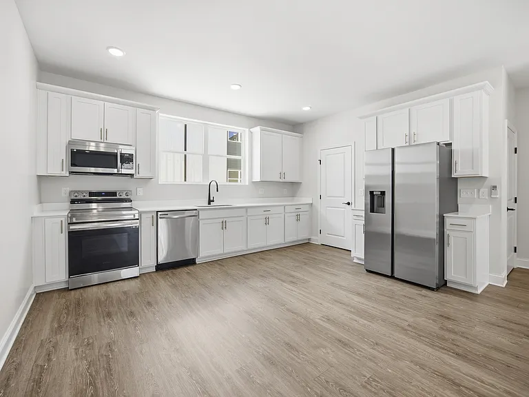 5706 Sofias Cir — Photo 14