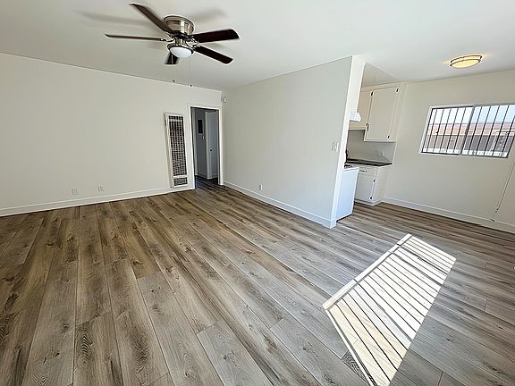 2nd image of 11796 Grevillea Ave #E