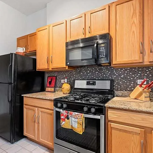 950 W Leland Ave #307 — Photo 10