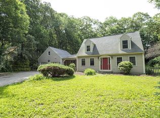 2 Chamberlain St, Johnston, RI 02919