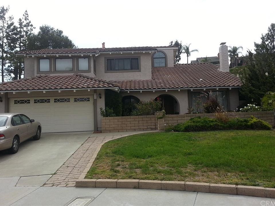 1st image of 920 S Boone Cir