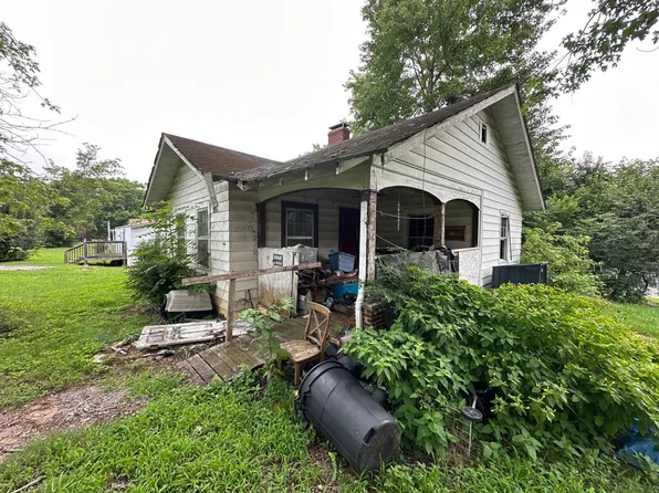 1567 Benton Station Rd, Benton, TN 37307