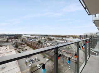 8611 Hazelbridge Way #1306, Richmond, BC