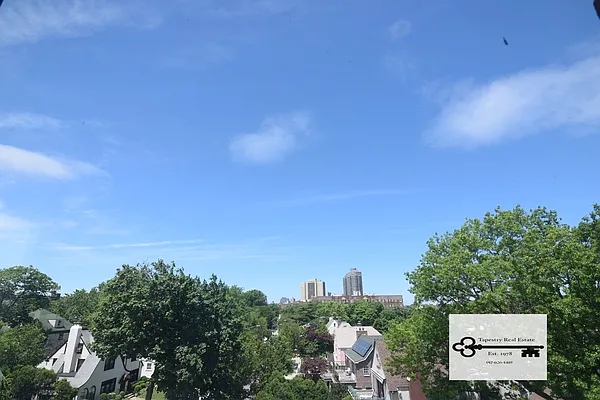 Rented by Tapestry Real Estate of Queens | media 38