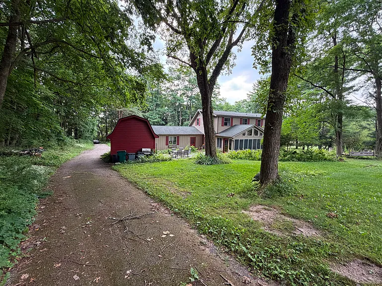 8274 Ellis Rd — Photo 24