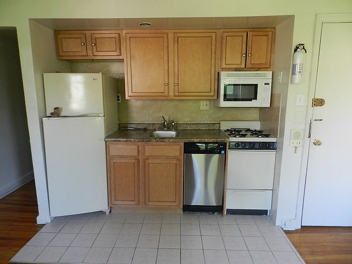 1st image of 1934 Waverly St APT F310