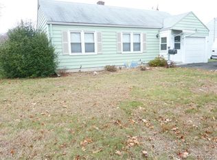 354 Circular Ave, Hamden, CT 06514