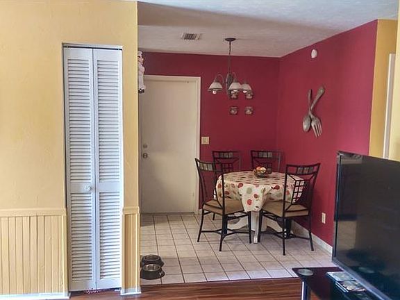 3rd image of 10717 N Hartts Dr