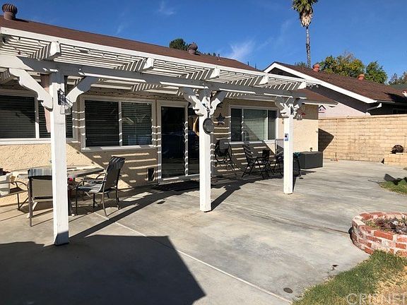 3rd image of 27542 Sycamore Creek Dr