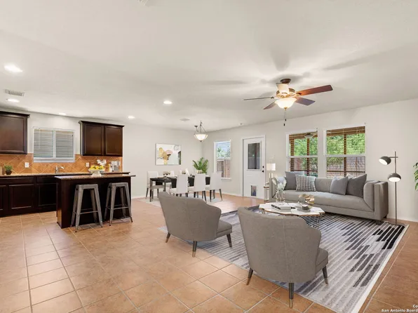 335 RUSTIC WILLOW, Selma, TX 78154