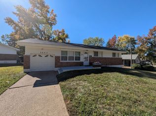 9865 Lawnview Dr, Saint Louis, MO 63136