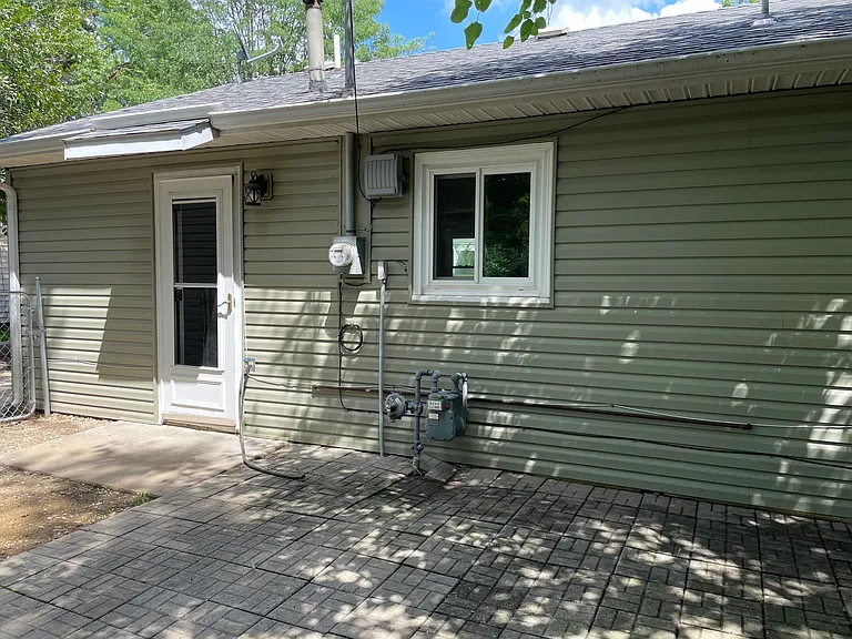 2121 SW Morningside Rd — Photo 29