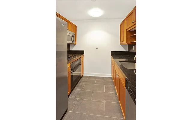 Rented by Douglas Elliman | media 11