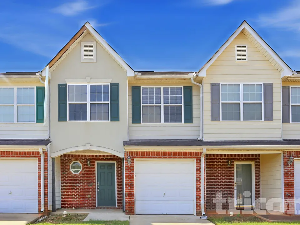 741 Georgetown Ln