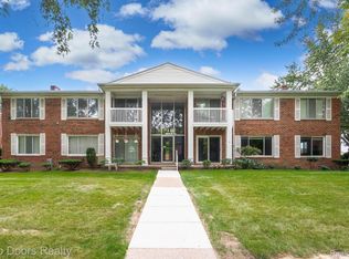 42241 Toddmark Ln APT 119, Clinton Township, MI 48038