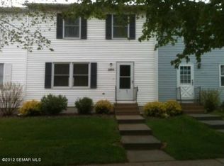 2855 24th St NW, Rochester, MN 55901