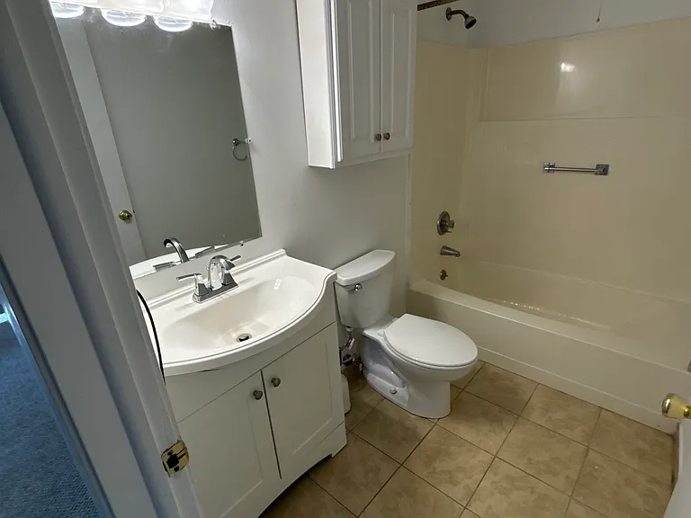 10 Woodsedge Dr — Photo 10