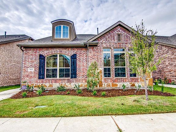 2nd image of 3016 Monford Dr