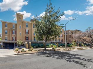 128 N Oak Knl #111, Pasadena, CA 91101