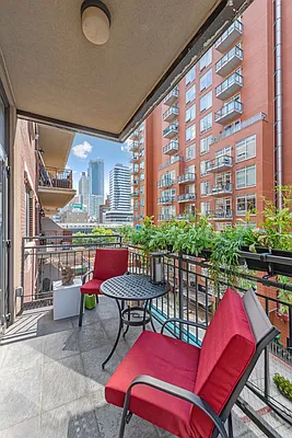 Rented by Julia B Fee Sotheby's International Realty | media 4